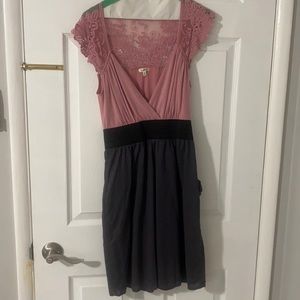Pink/gray StudioY dress. Also has side pockets.